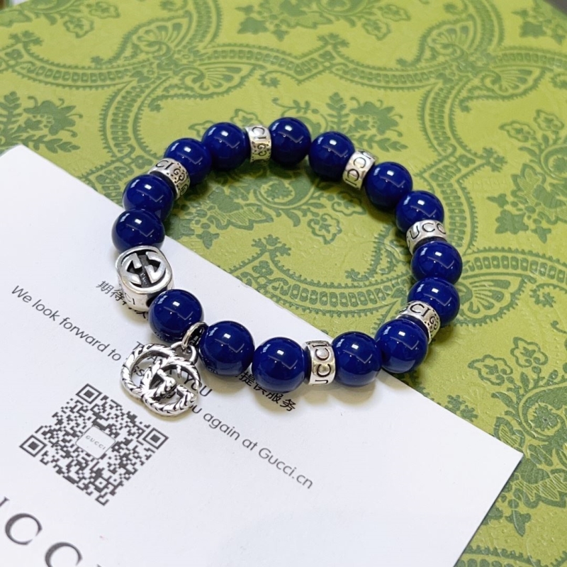 G*u*i bracelets